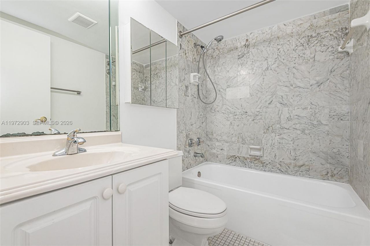 555 NE 15th St , Unit 603, Miami, FL 33132 Photo