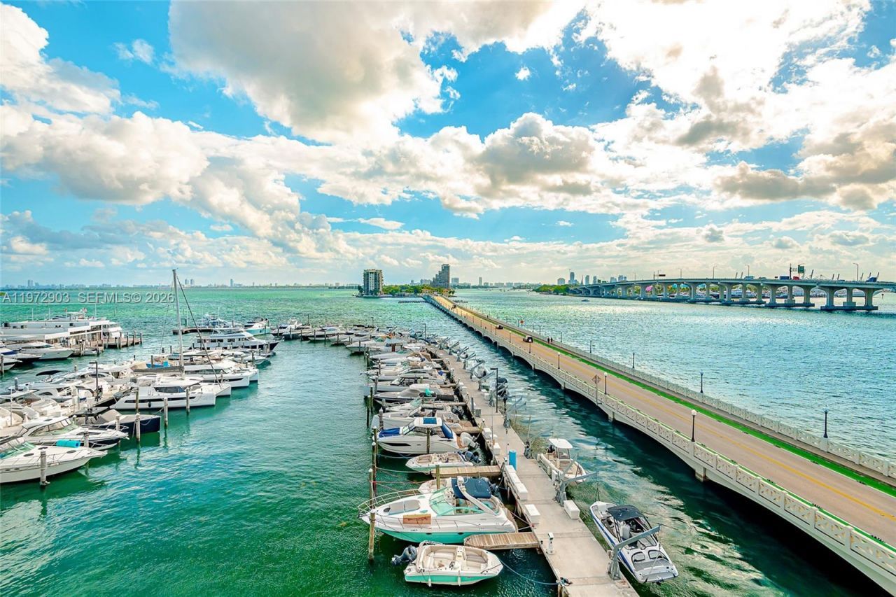 555 NE 15th St , Unit 603, Miami, FL 33132 Photo