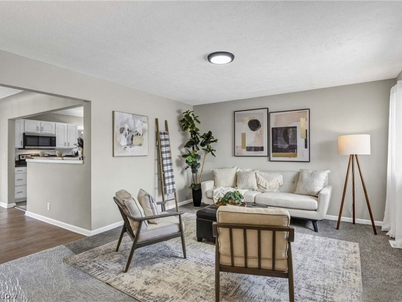 6672 Cleveland Road, Ravenna, OH 44266 Photo 9