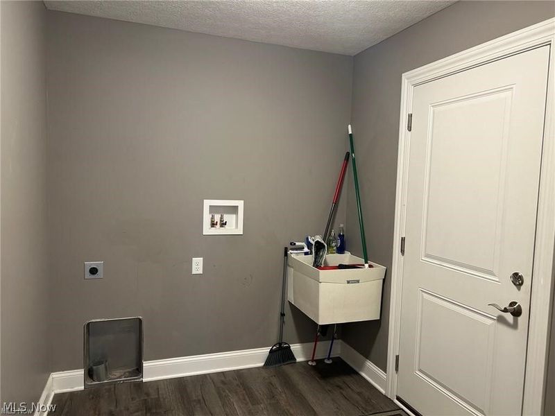 937 Crockett Circle, Canal Fulton, OH 44614 Photo 16