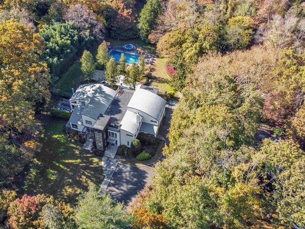 46 Locust Lane, Northport, NY 11768