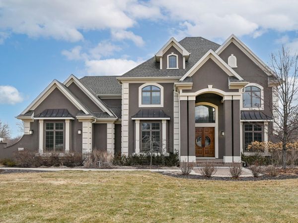 W292S5474 Fox Run Ct, Genesee, WI 53189