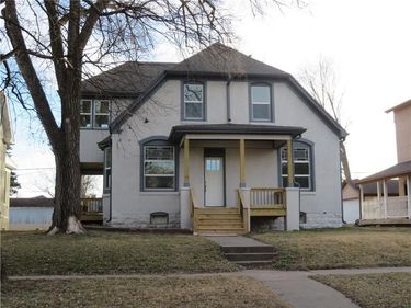 403 W Peoria Street, Paola, KS 66071