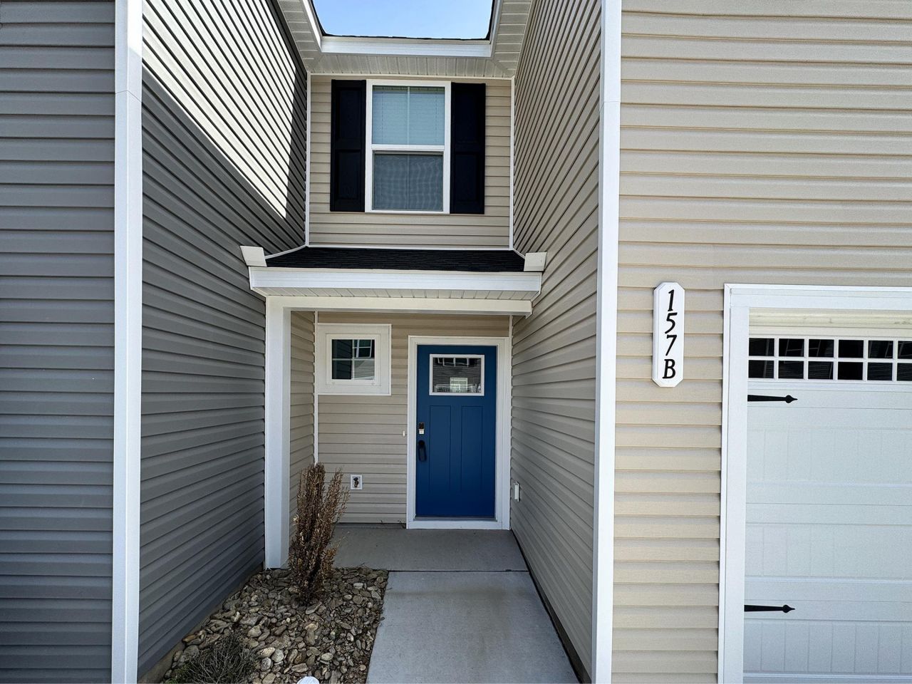 157 Villa Grande St. Photo 27