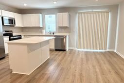 157 Villa Grande St. photo 4