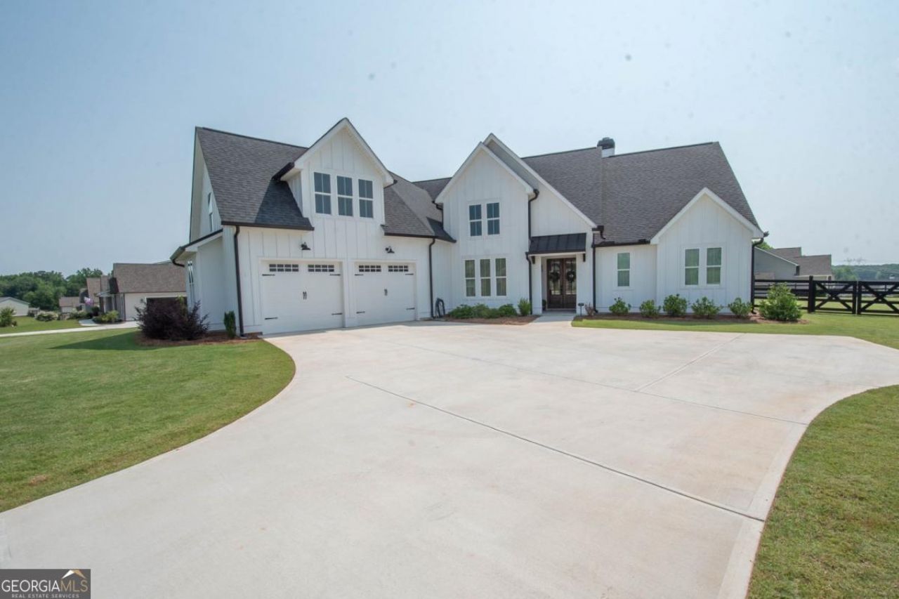 208 Township Drive, Senoia, GA 30276 Main Photo