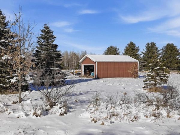 8846 COUNTY ROAD N, Almond, WI 54909