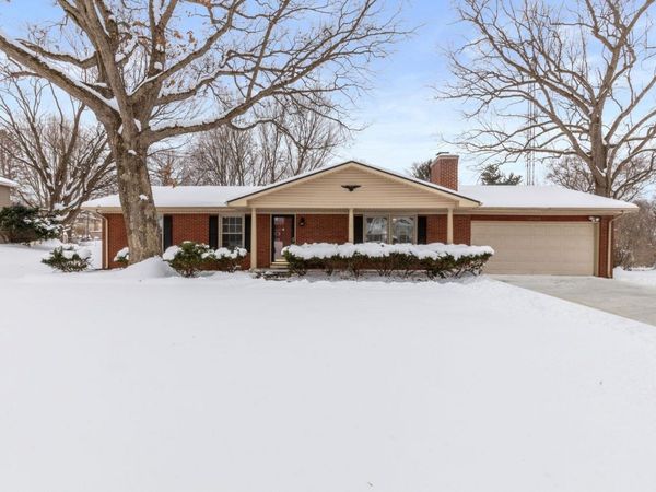 18180 Amberly Lane, South Bend, IN 46637