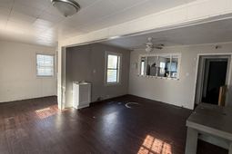 5321 N Main Street  photo 4