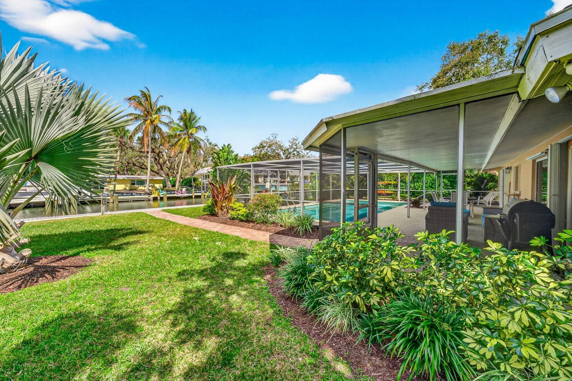 547 E Causeway Boulevard, Vero Beach, FL 32963 Photo