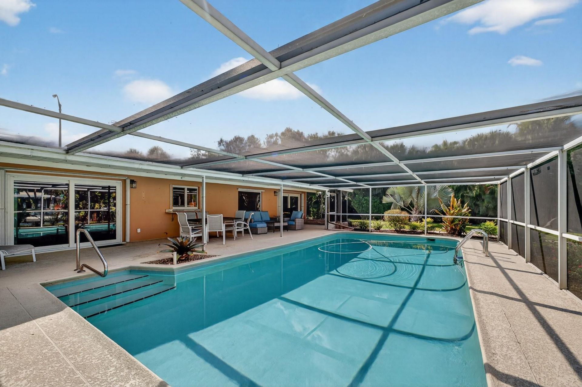 547 E Causeway Boulevard, Vero Beach, FL 32963 Photo