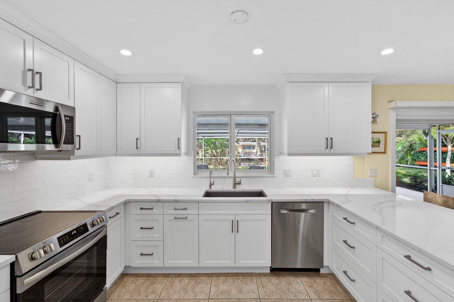 547 E Causeway Boulevard, Vero Beach, FL 32963 Photo