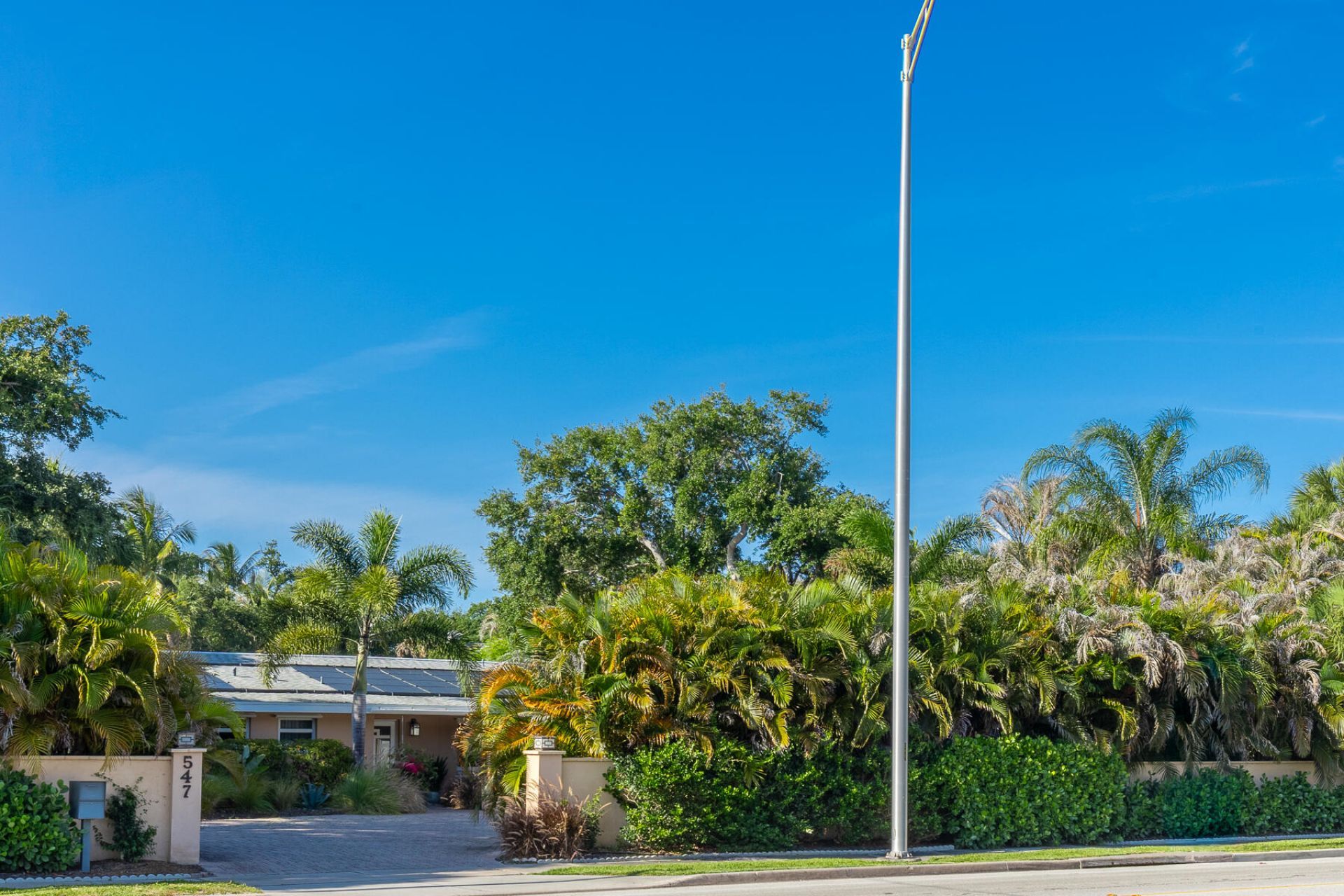 547 E Causeway Boulevard, Vero Beach, FL 32963 Photo