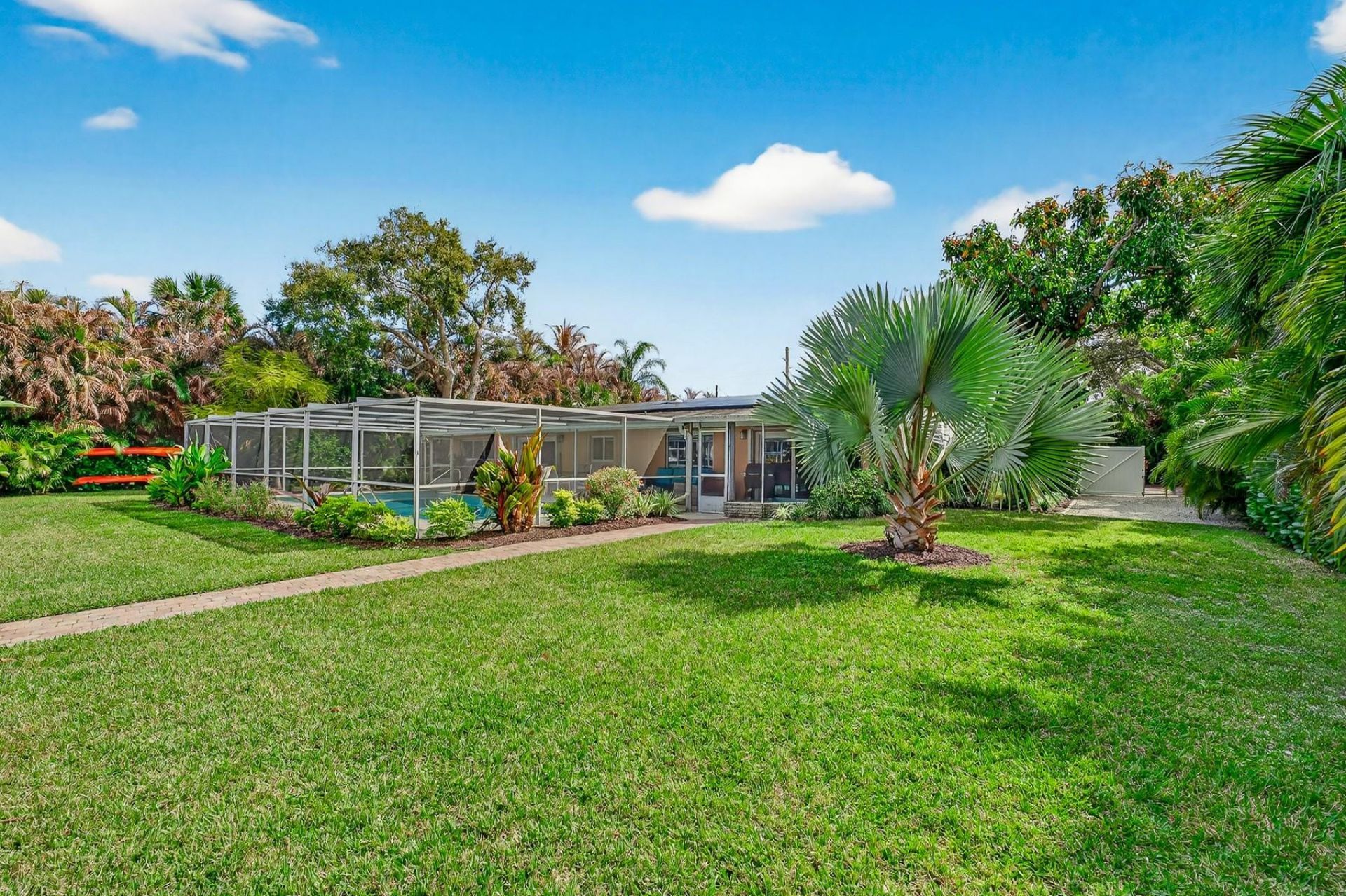 547 E Causeway Boulevard, Vero Beach, FL 32963 Photo