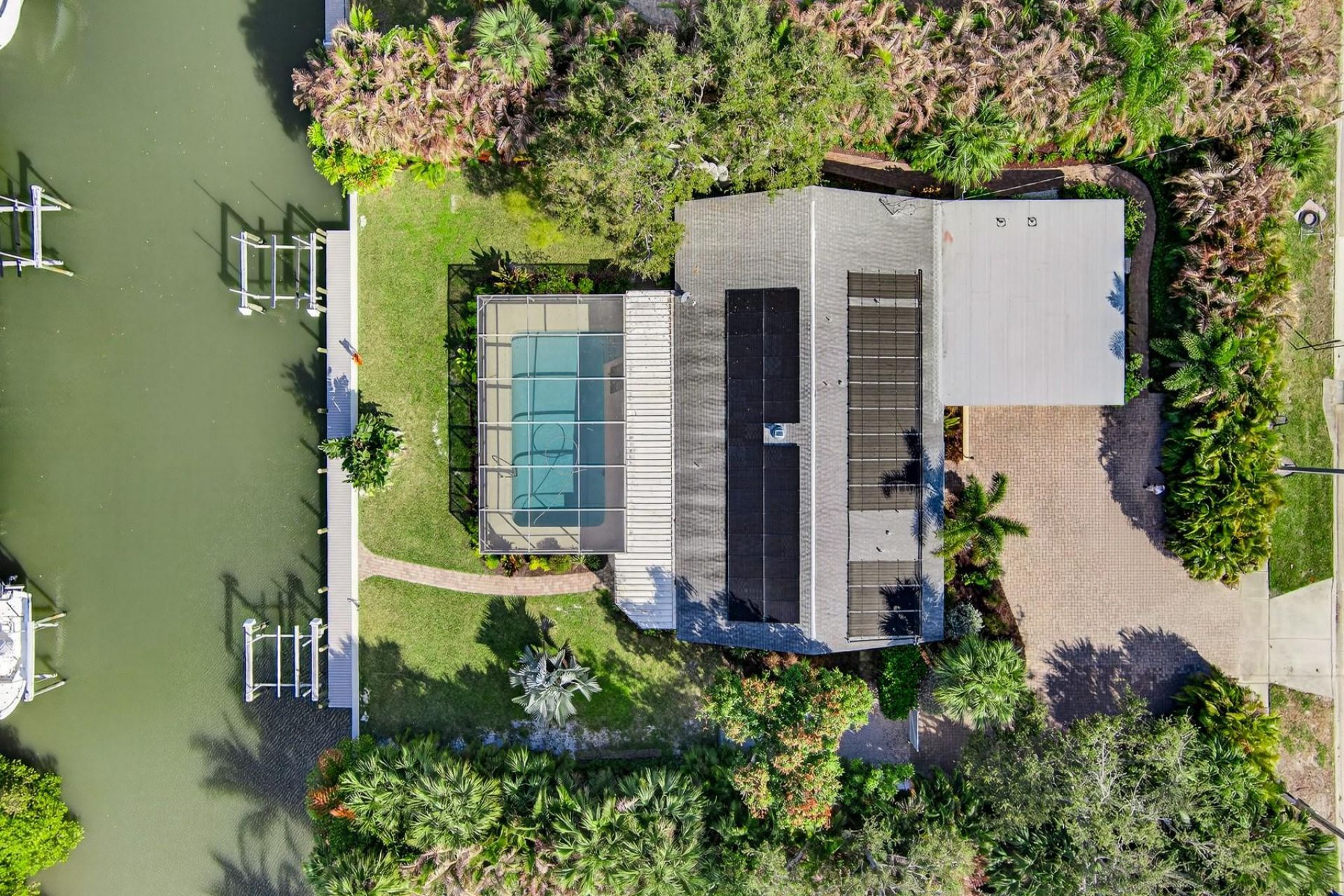 547 E Causeway Boulevard, Vero Beach, FL 32963 Photo