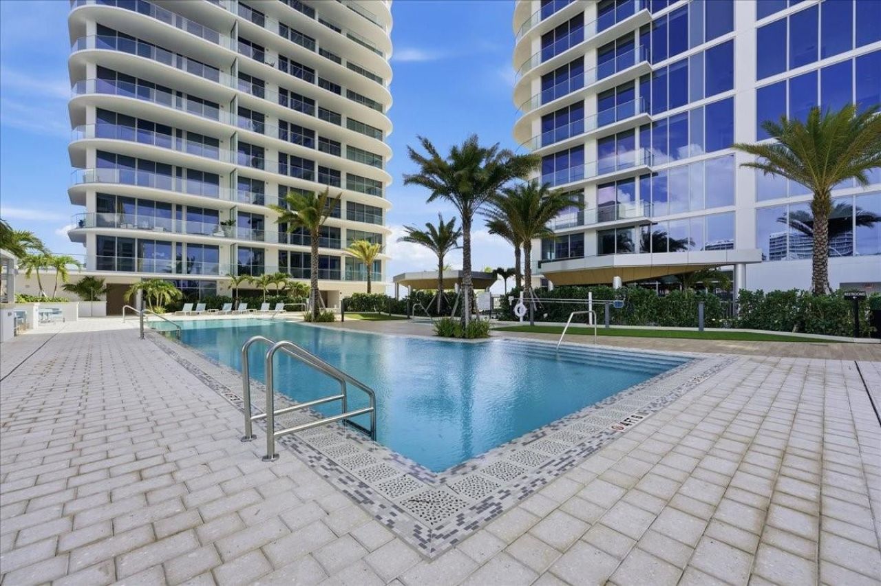 153 N Seabreeze Boulevard, Unit S-502, Fort Lauderdale, FL 33304 Photo