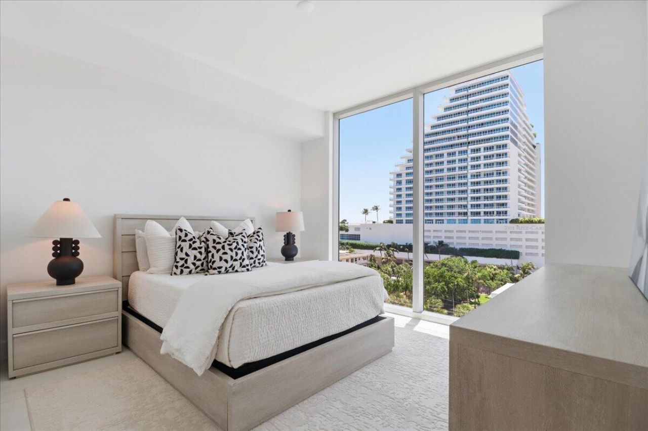 153 N Seabreeze Boulevard, Unit S-502, Fort Lauderdale, FL 33304 Photo