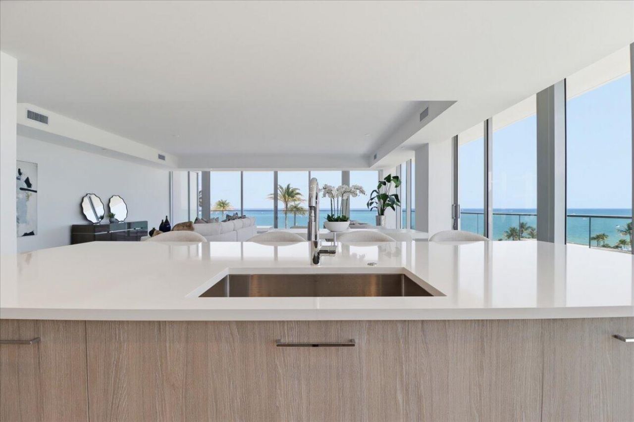 153 N Seabreeze Boulevard, Unit S-502, Fort Lauderdale, FL 33304 Photo