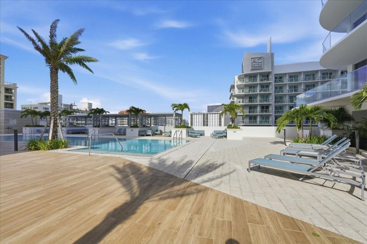 153 N Seabreeze Boulevard, Unit S-502, Fort Lauderdale, FL 33304 Photo