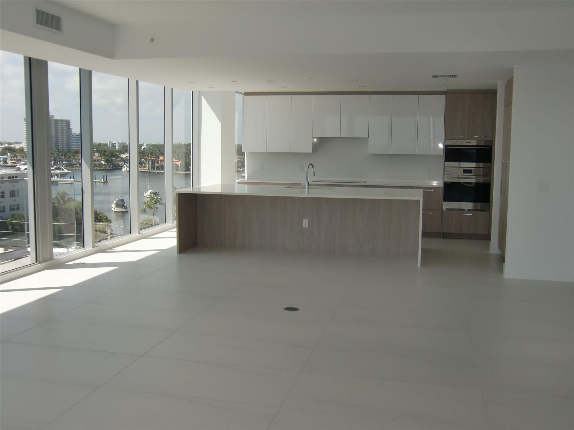 153 N Seabreeze Boulevard, Unit S-502, Fort Lauderdale, FL 33304 Photo