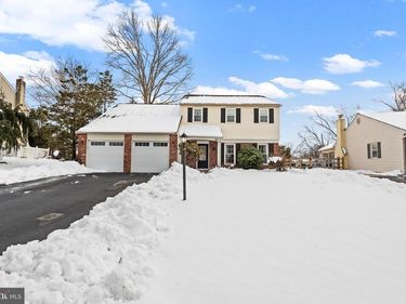 63 FORREST DRIVE, SOUTHAMPTON, PA 18966