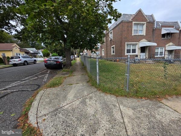 5800 WEYMOUTH STREET, PHILADELPHIA, PA 19120