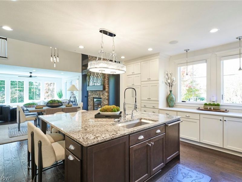 17552 Gates Landing Drive, Chagrin Falls, OH 44023 Photo 13