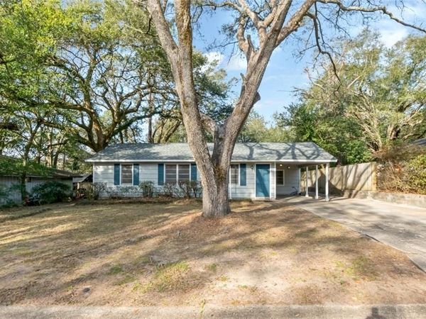 1221 Garland Street , Mobile, AL 36618