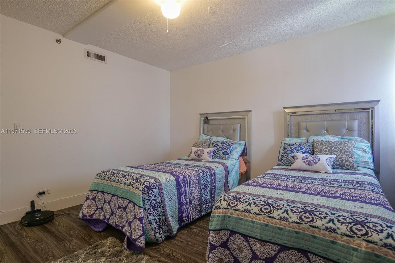 7200 Radice Ct , Unit 309, Lauderhill, FL 33319 Photo