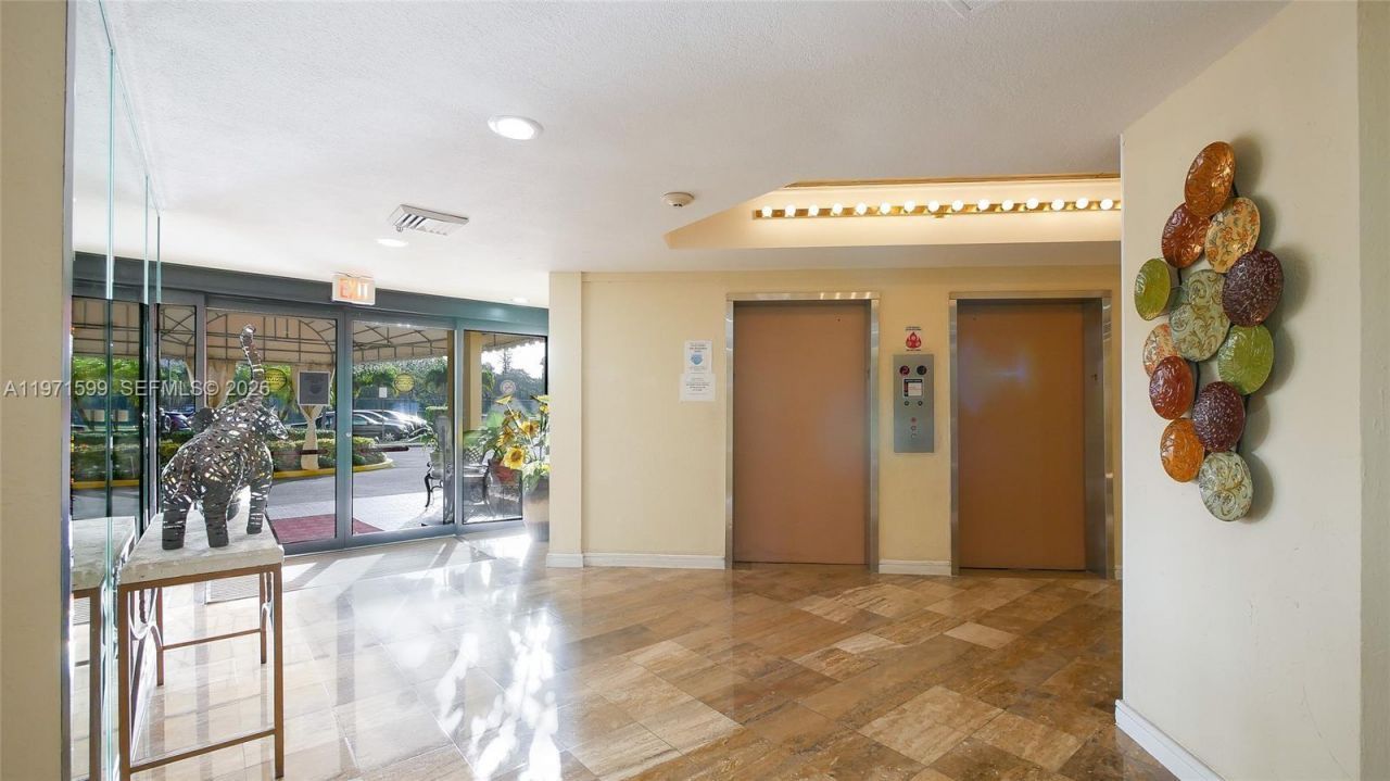 7200 Radice Ct , Unit 309, Lauderhill, FL 33319 Photo