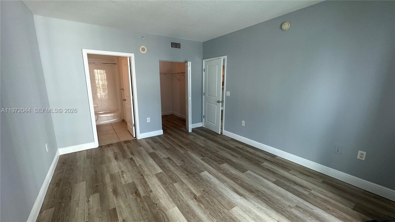 1250 S Miami Ave , Unit 1012, Miami, FL 33130 Photo