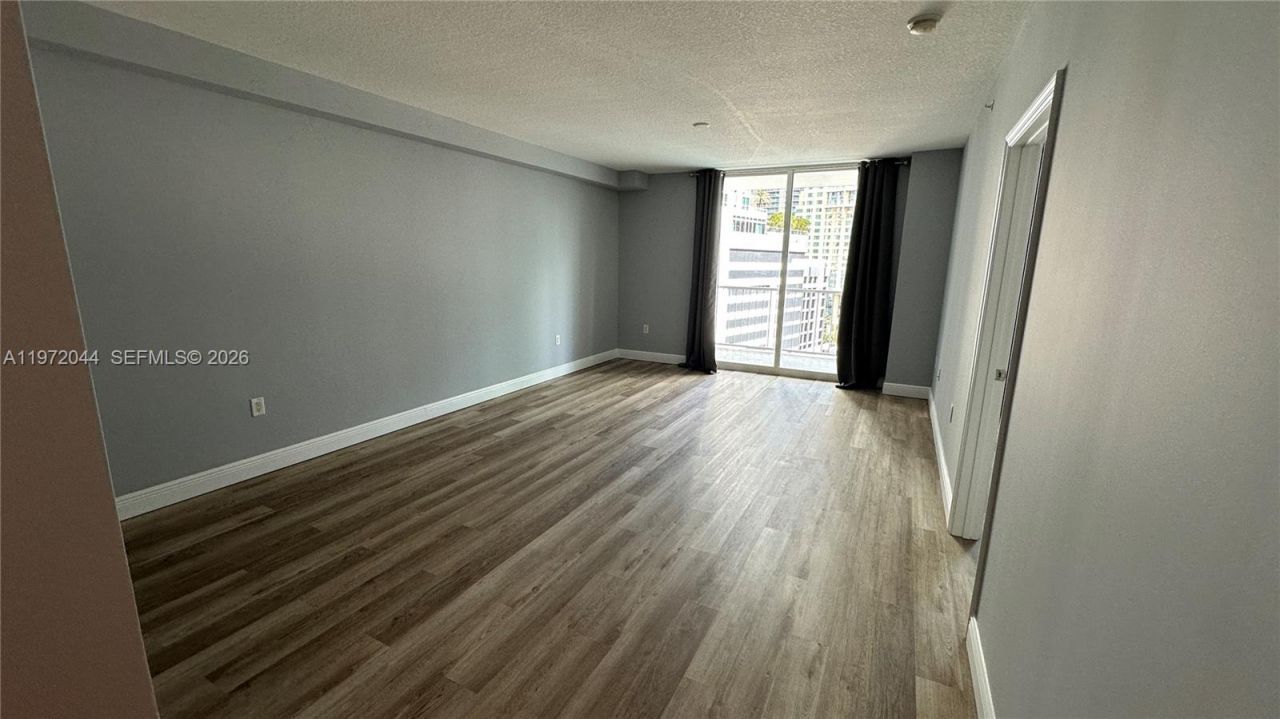 1250 S Miami Ave , Unit 1012, Miami, FL 33130 Photo