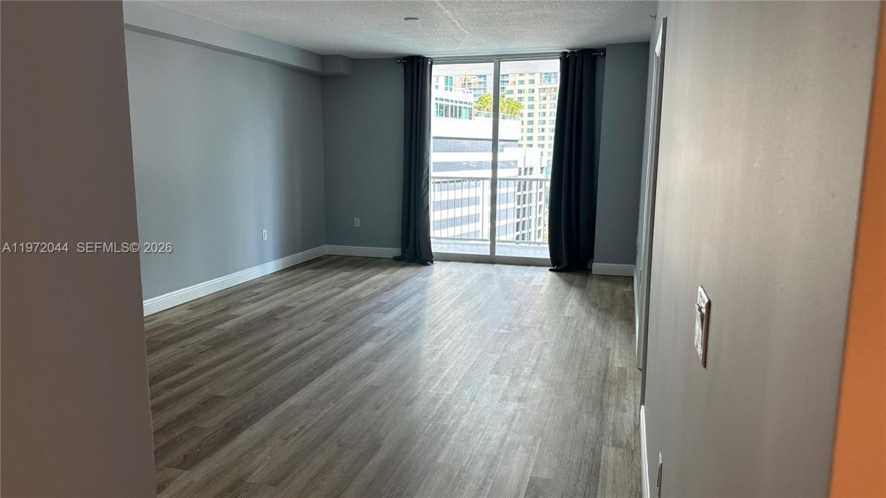 1250 S Miami Ave , Unit 1012, Miami, FL 33130 Photo