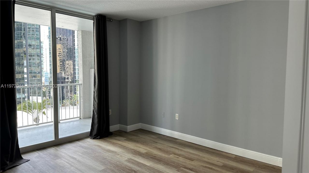1250 S Miami Ave , Unit 1012, Miami, FL 33130 Photo