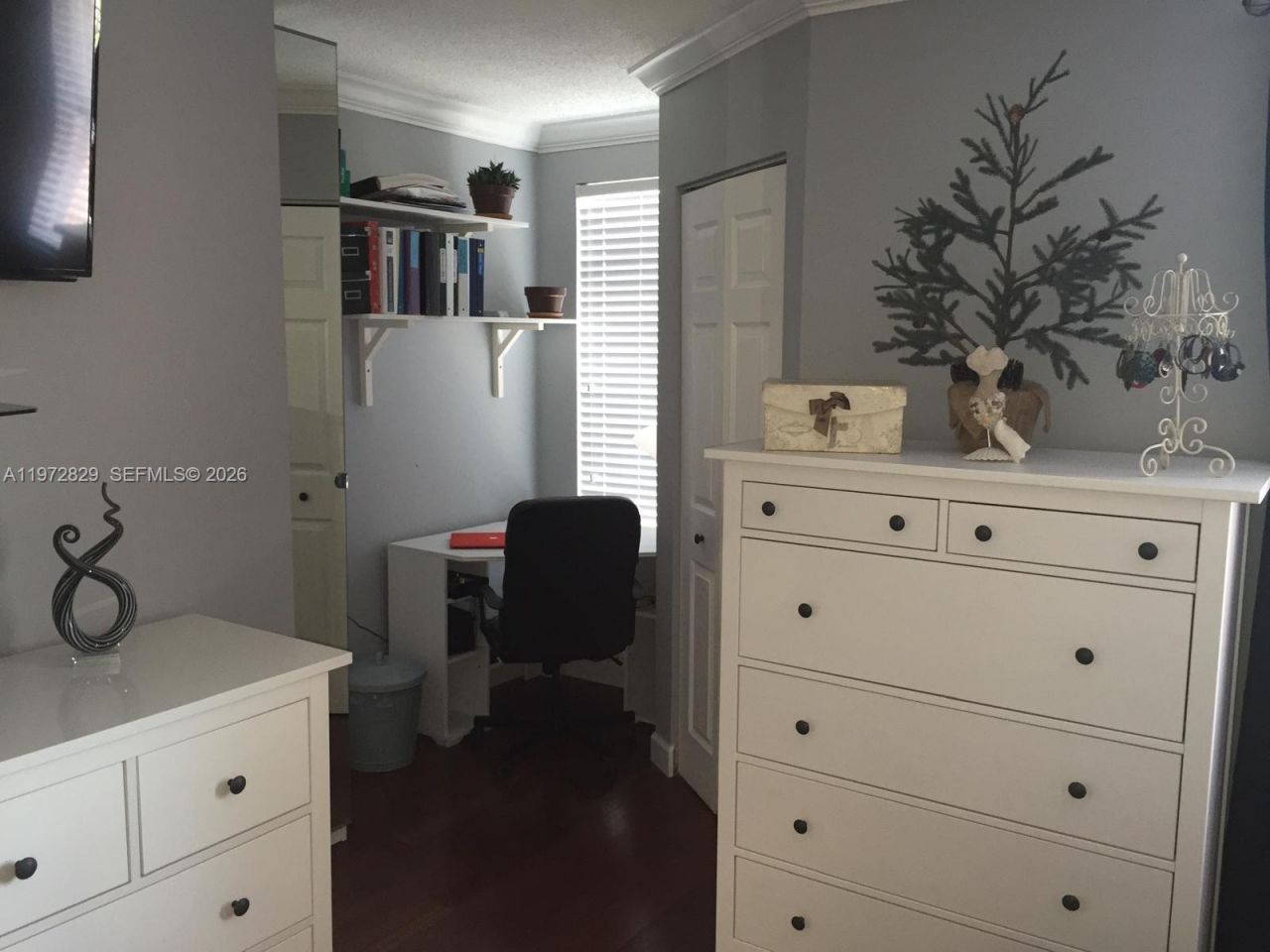 665 NW 85th Pl, Unit 10-202, Miami, FL 33126 Photo