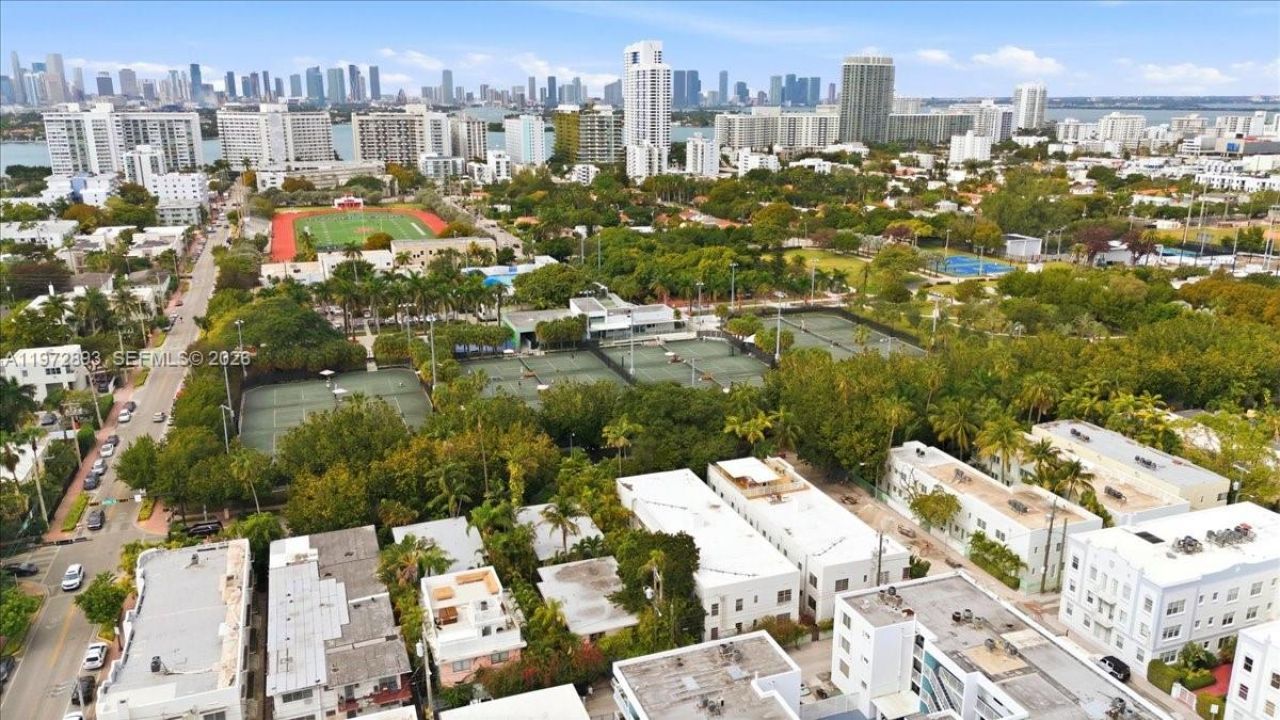 736 12th St, Unit 7, Miami Beach, FL 33139 Photo