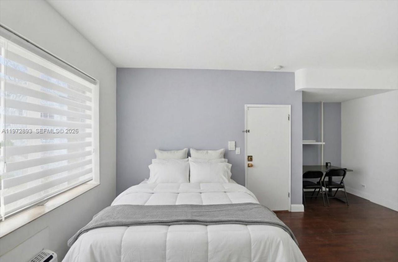 736 12th St, Unit 7, Miami Beach, FL 33139 Photo