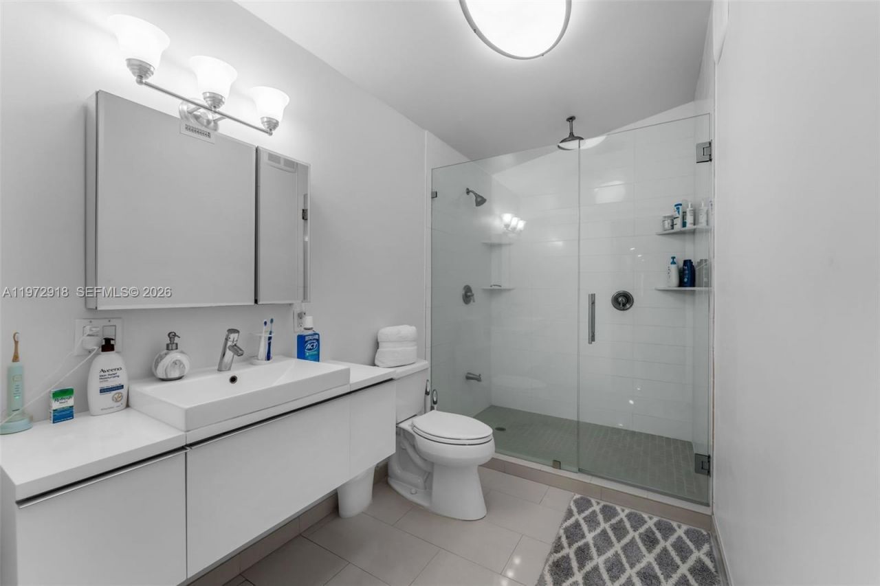 12950 SW 67th Ave, Pinecrest, FL 33156 Photo