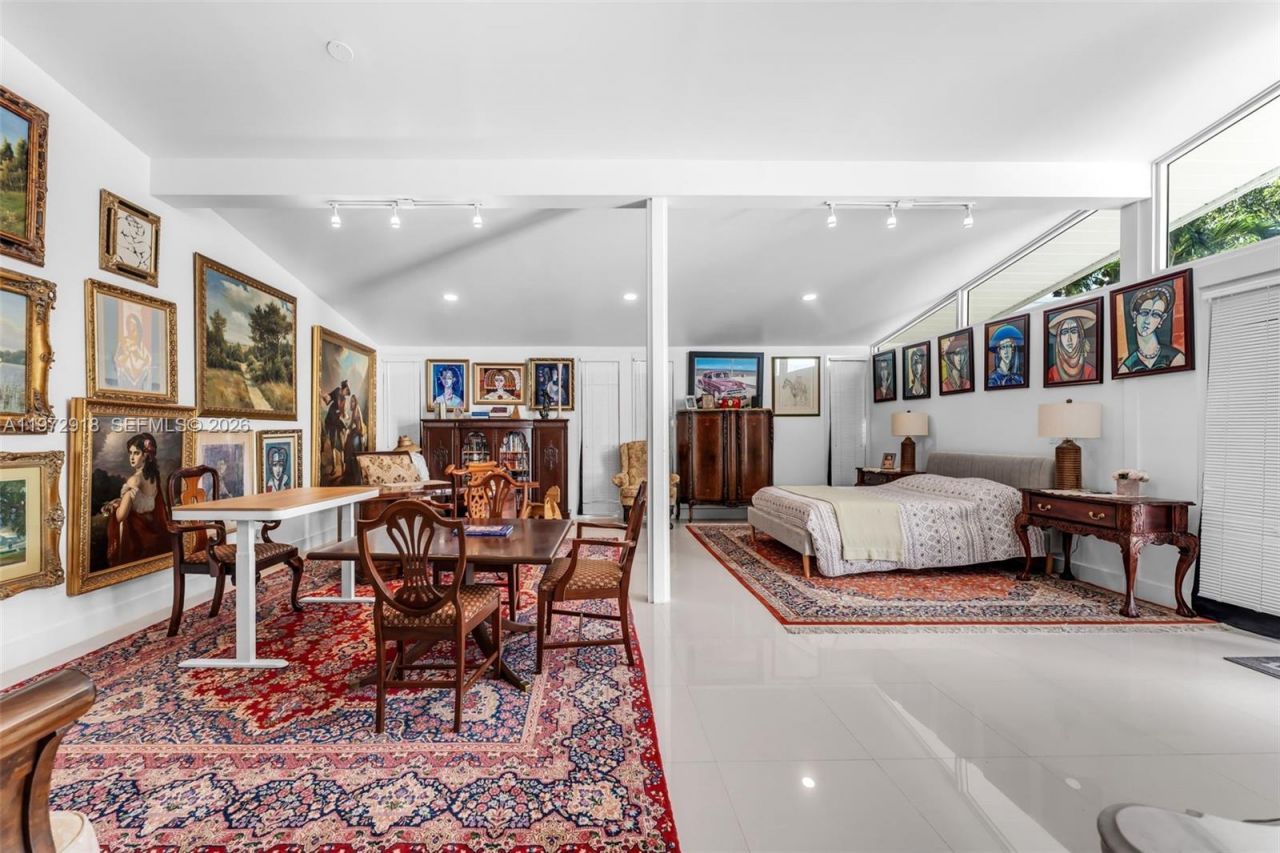 12950 SW 67th Ave, Pinecrest, FL 33156 Photo