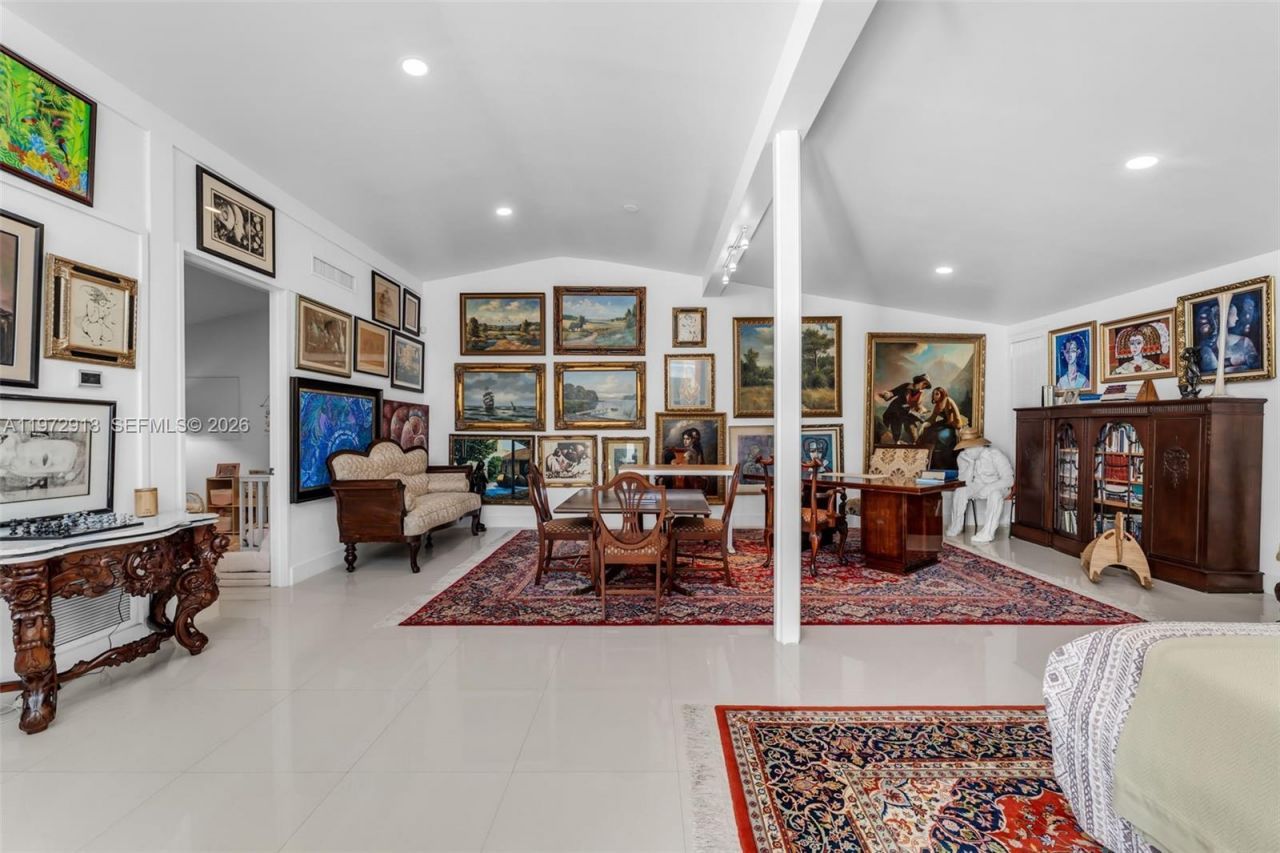 12950 SW 67th Ave, Pinecrest, FL 33156 Photo