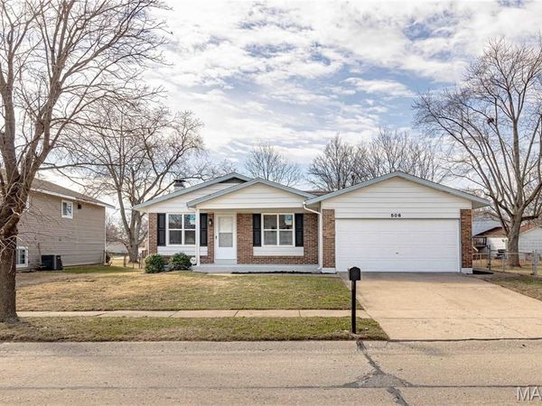 506 Fox Plains Drive, Florissant, MO 63034