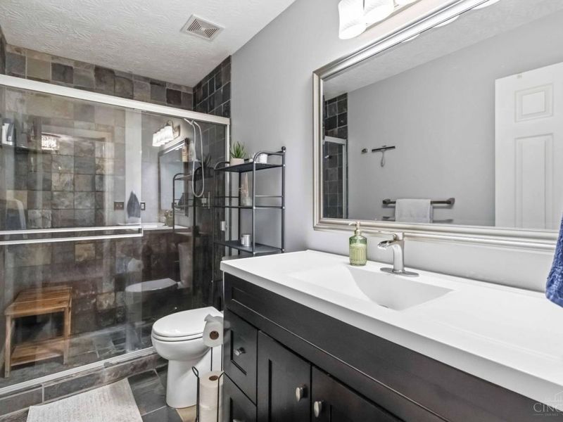 125 Paddle Wheel Drive, New Richmond, OH 45157 Photo 21