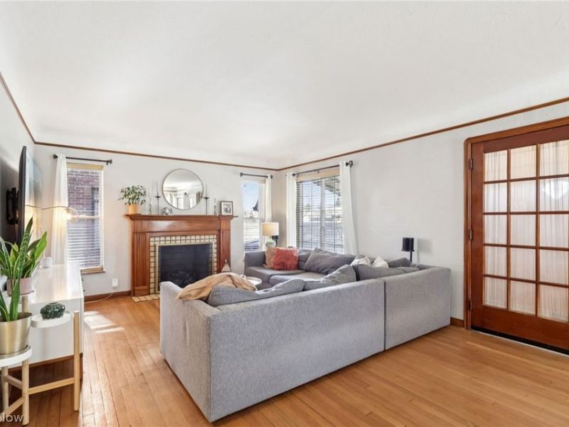 3114 W 159th Street, Cleveland, OH 44111 Photo 2