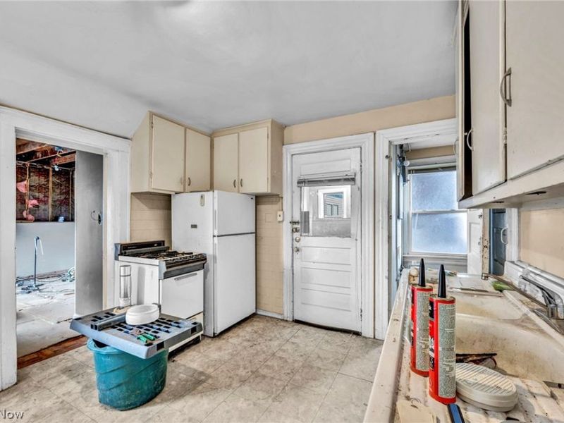 1961 Coltman Road, Cleveland, OH 44106 Photo 24