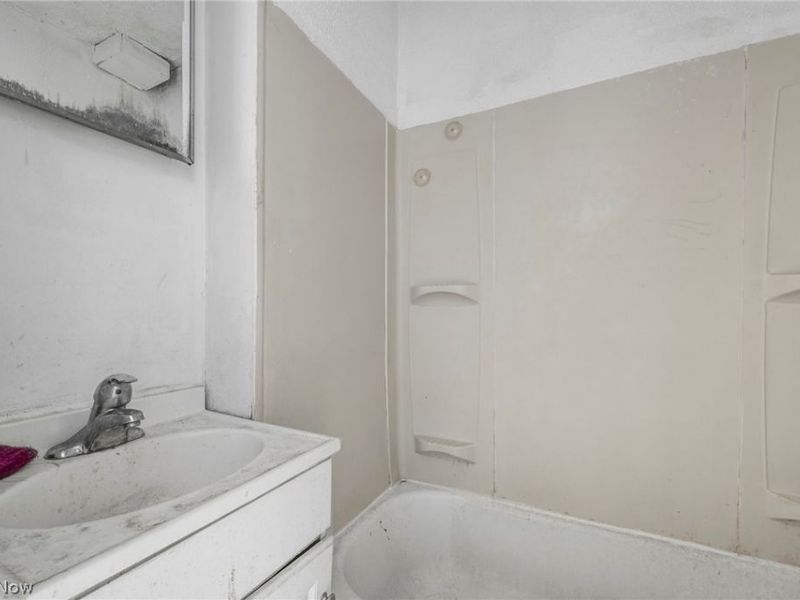 1961 Coltman Road, Cleveland, OH 44106 Photo 38