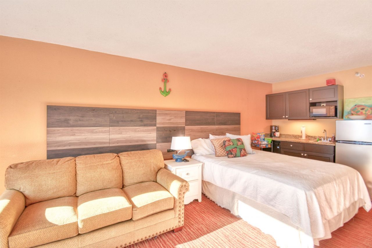 1501 S Ocean Blvd. S  Photo 5