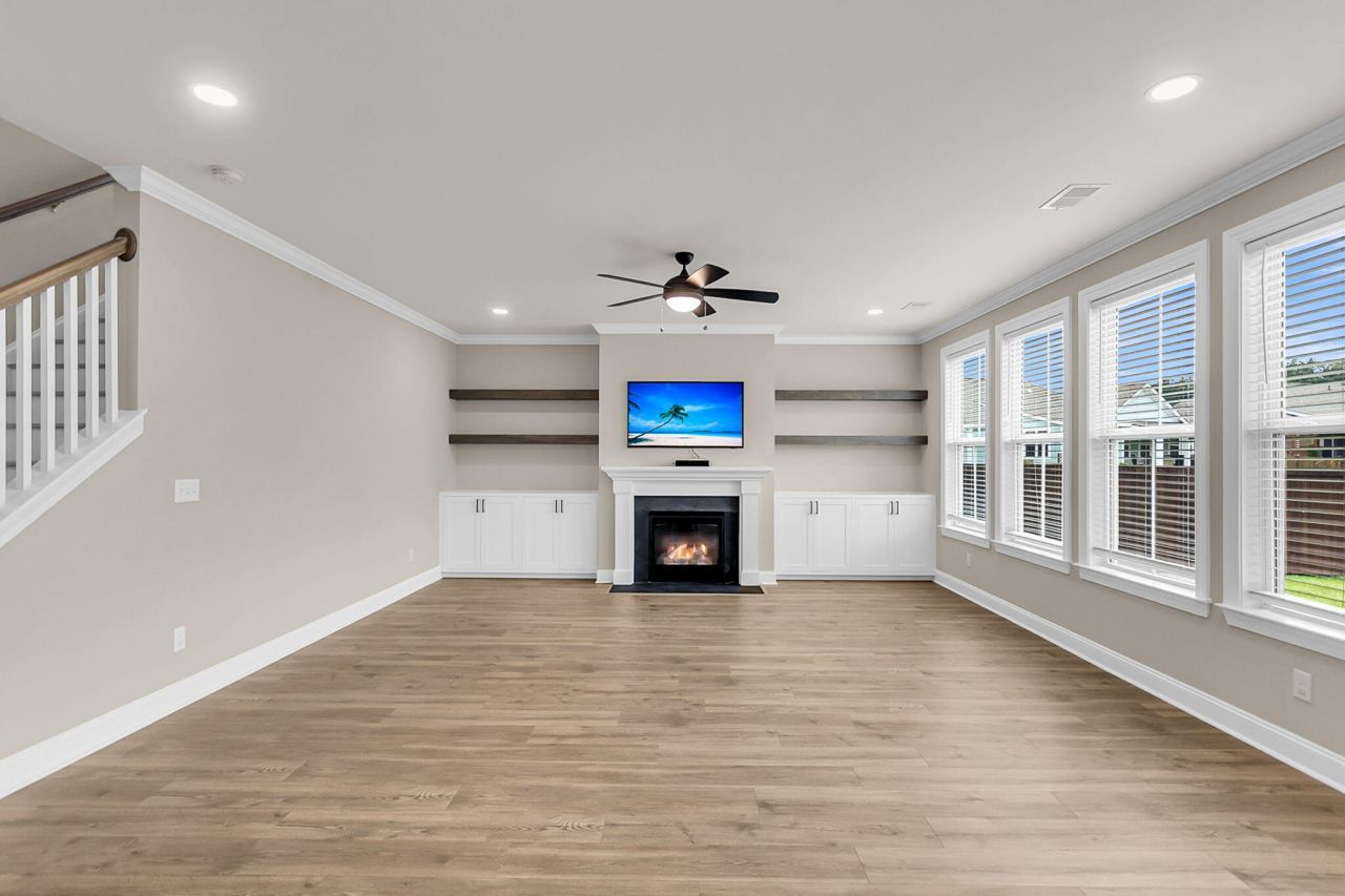 687 Black Pine Road Photo 18