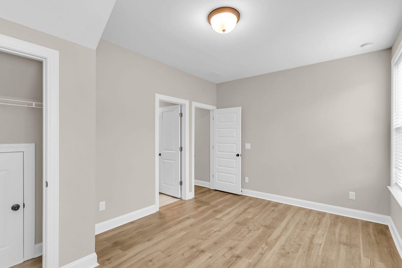 687 Black Pine Road Photo 25