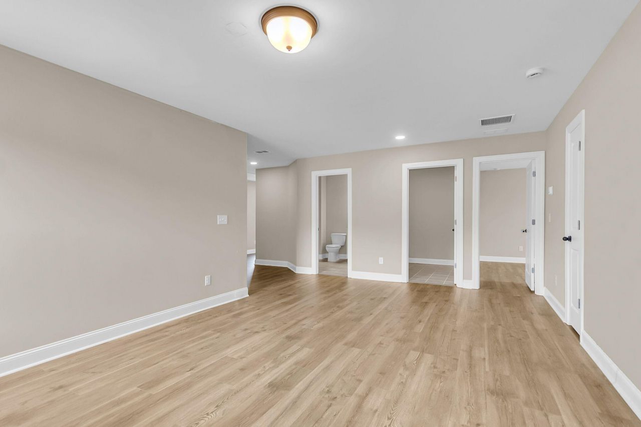 687 Black Pine Road Photo 31