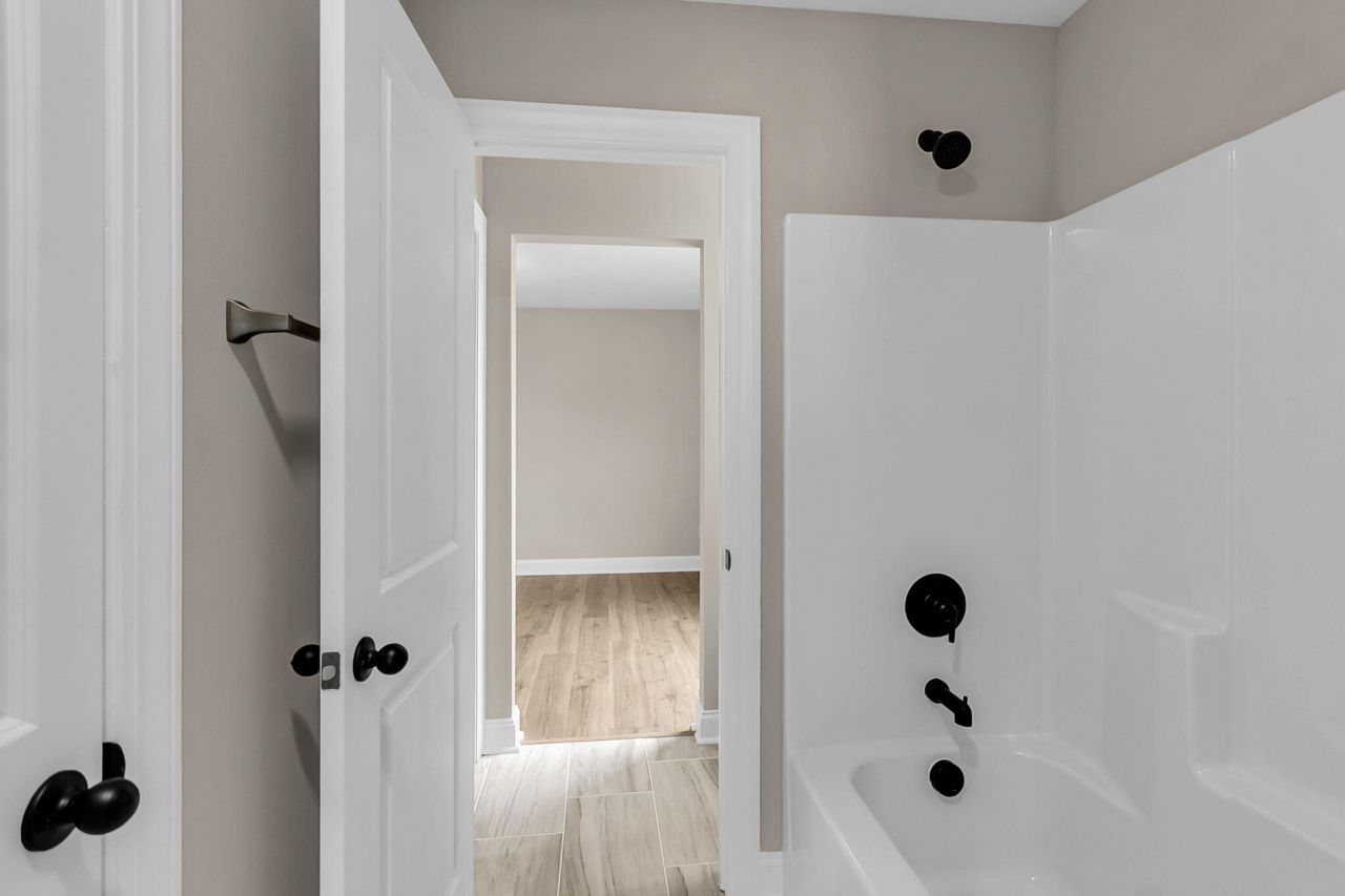 687 Black Pine Road Photo 36